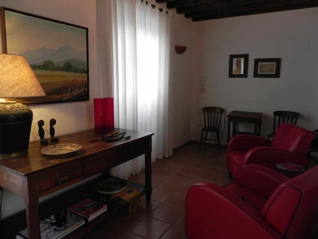 Casa La Loba Hotel เมดินาซิโดเนีย ภายนอก รูปภาพ